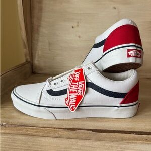 NWOB Old Skool Color Block Retro Red White Blue Vans Womens Size 9 Mens Size 7.5